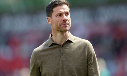 Alonso leaves Leverkusen in record time