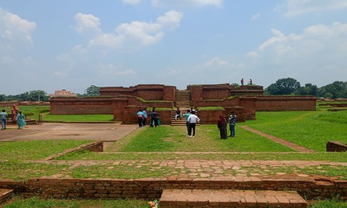 Comilla’s Shalban Vihara bustling with visitors